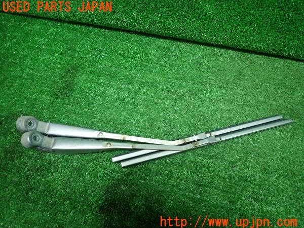 3UPJ=9225370065]三菱ジープ(J56)純正 フロント ワイパーブレード アーム 中古_3
