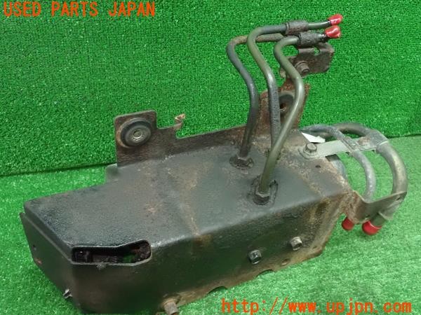 3UPJ=9225410308]ランエボ7 GSR(CT9A)純正 AYCポンプ MR222646 中古_3
