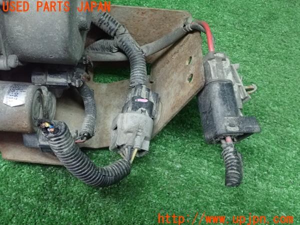 3UPJ=9225410308]ランエボ7 GSR(CT9A)純正 AYCポンプ MR222646 中古_4