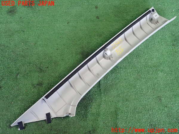 2UPJ-9225437660]クロストレック(GUE)左フロントピラートリム 中古_2