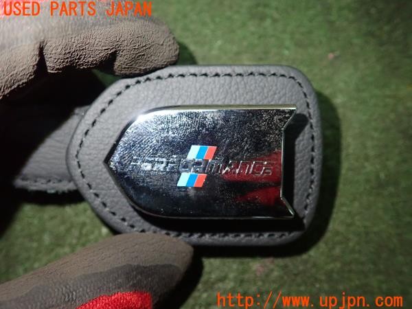 3UPJ=9225770640]BMW Z4(LM30 E89)社外 サングラスホルダー クリップ MPerformanceロゴ 中古_4