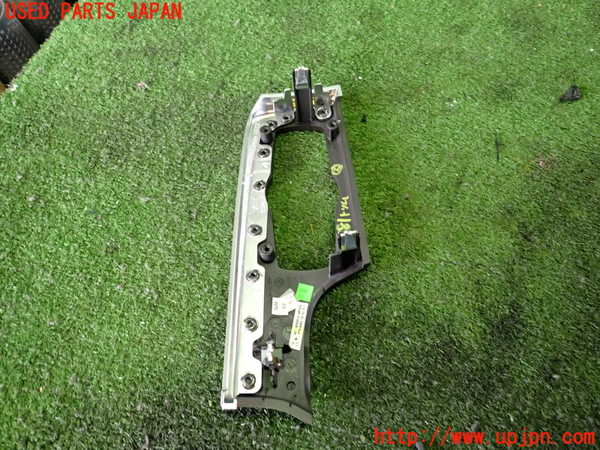 2UPJ-9225817692]BMW 523i(FP25)内装トリム類2 中古 【F10】_2