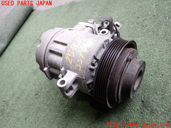 2UPJ-9225826025]セルシオ(UCF31)エアコンコンプレッサー 中古_2