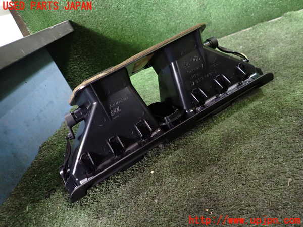 1UPJ-9225977528]BMW 120i カブリオレ E88(UL20)エアコン吹き出し口3 (真中) 中古_3