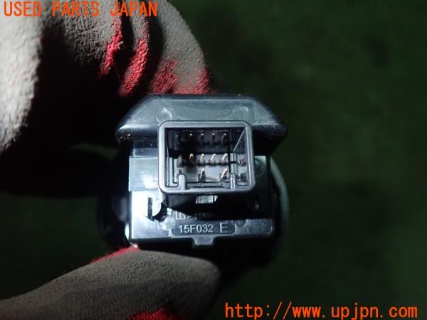 3UPJ=9226020532]GR86(BRZ)(ZN8 B型)純正 エンジンスタータースイッチ 中古_4