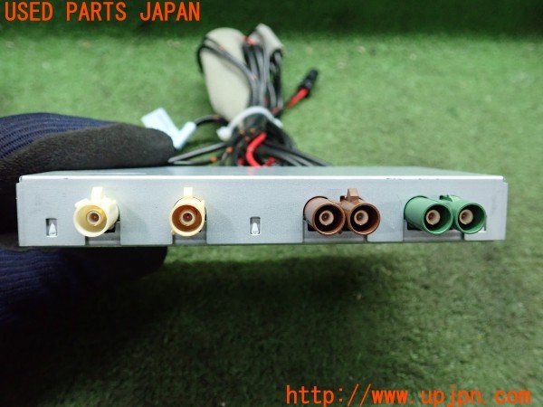 3UPJ=9226090581]アウディ TT クーペ(8JBUBF)Clarion クラリオン RKA-248-200 アンテナ変換端子 ユニット ナビ用 中古_3