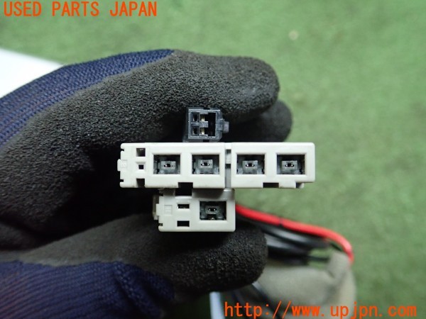 3UPJ=9226090581]アウディ TT クーペ(8JBUBF)Clarion クラリオン RKA-248-200 アンテナ変換端子 ユニット ナビ用 中古_4
