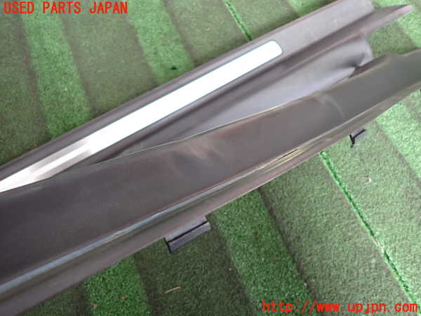 2UPJ-9226097740]アウディ・TT クーペ(8JBUBF)スカッフプレート 中古_4