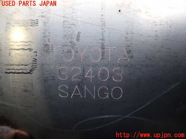 2UPJ-9226102661]カローラ スポーツ ハイブリッド(ZWE211H)触媒1 中古_3
