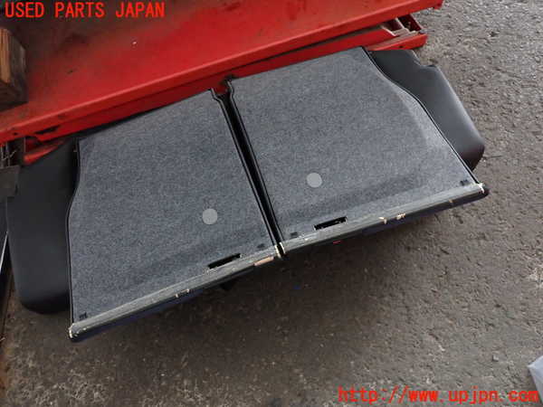 2UPJ-9226127385]BMW 318is クーペ(BE19)リアシート 中古_4