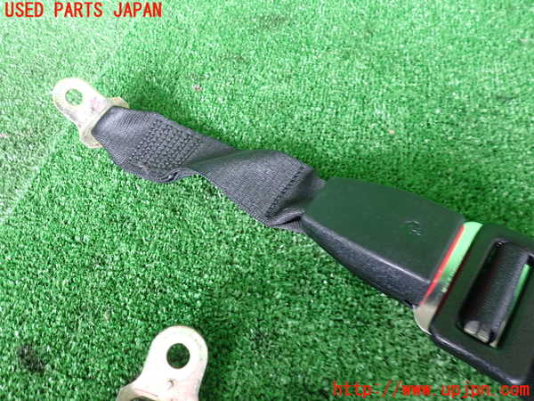 2UPJ-9226127135]BMW 318is クーペ(BE19)真中2列目シートベルト 中古_2