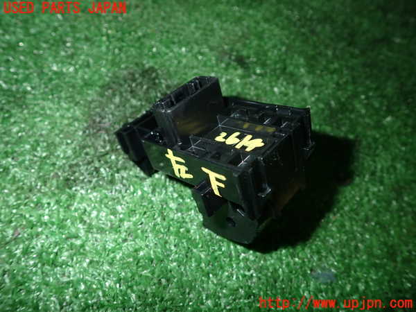 1UPJ-9226146245]ヤリス(YARIS)(KSP210)左前パワーウィンドウスイッチ 中古_2
