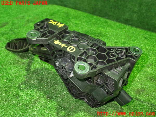 1UPJ-9226146381]ヤリス(YARIS)(KSP210)センサー1 (アクセルペダル) 中古_3