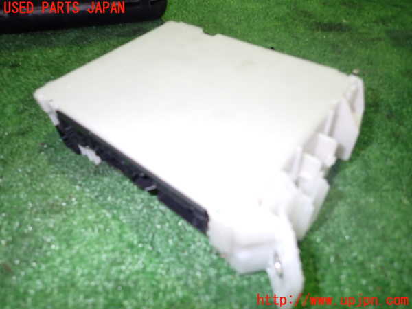 1UPJ-9226146742]ヤリス(YARIS)(KSP210)ヒューズボックス2 中古_3