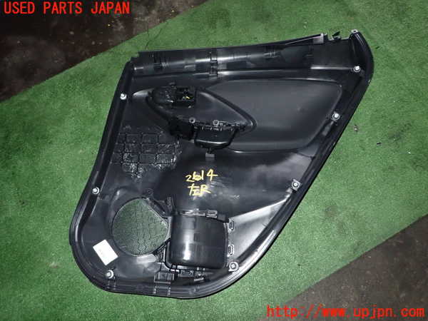 1UPJ-9226141324]ヤリス(YARIS)(KSP210)左後ドア内張り 中古_4