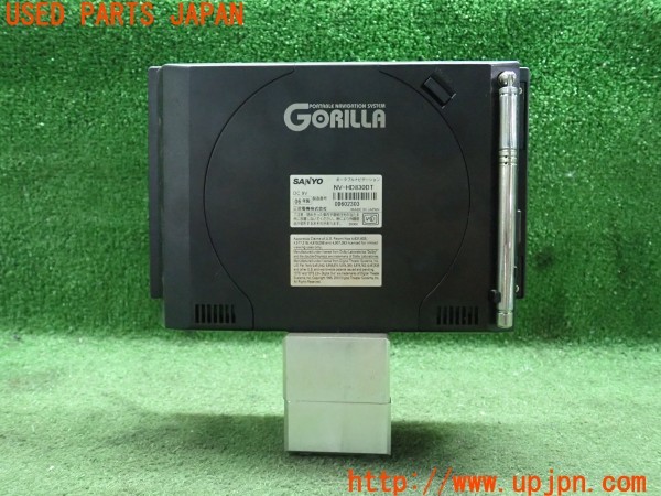 3UPJ=9226160548]ジープラングラー スポーツ(TJ40S)三洋電機 SANYO GORILLA NV-HD830DT ポータブルナビ 社外 台座付き 中古_3