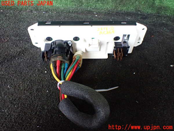 1UPJ-9226166066]ジープ・ラングラー(TJ40S)エアコンスイッチ1 中古_2