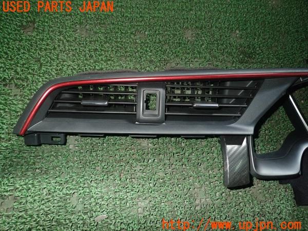 3UPJ=9226180632]シビック タイプR(FK8)純正 ダッシュボードトリム インパネ メーターパネル 中古_3