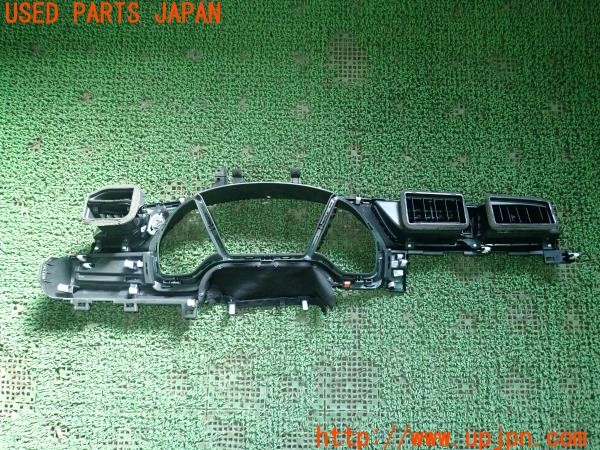 3UPJ=9226180632]シビック タイプR(FK8)純正 ダッシュボードトリム インパネ メーターパネル 中古_4