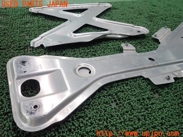3UPJ=9226210700]ロードスター(ND5RC)前期 純正 トンネルブレースバー アルミ ボディ補強 アンダーブレース 2点セット 中古_3