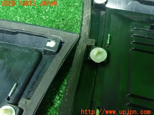 3UPJ=9226280514]BMW ミニ(MINI)クーパーD クロスオーバー(YT20 F60)純正サイドスカットル サイドマーカー 左右 中古_5