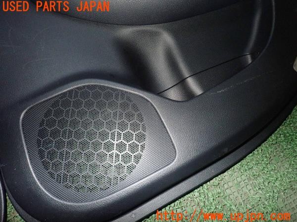 3UPJ=9226290638]クラウンハイブリッド アスリートG リボーン ピンク(AWS210)純正 リアドア内張り 中古_2