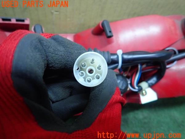 3UPJ=9226340547]ポルシェ 968(968)純正 左テールランプ 中古_3