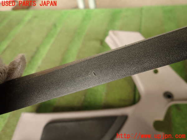 2UPJ-9226347675]ポルシェ・968(968)右リアピラートリム 中古_4