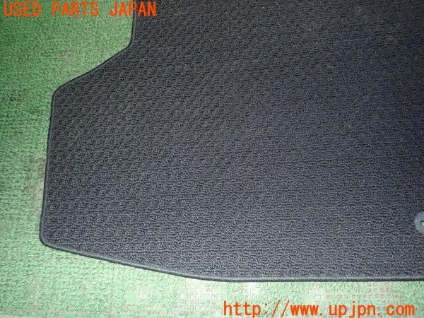 3UPJ=9226350634]WRX S4(VBH B型)純正 ラゲッジマット 中古_3
