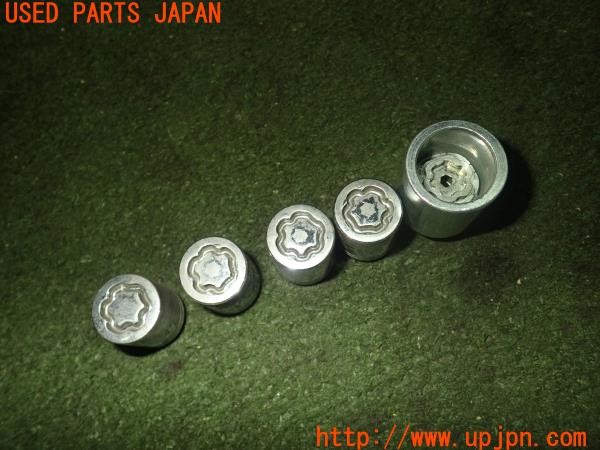 3UPJ=9226350968]WRX S4(VBH B型)純正 McGard B3277YA001 ホイールロックナット 中古_2