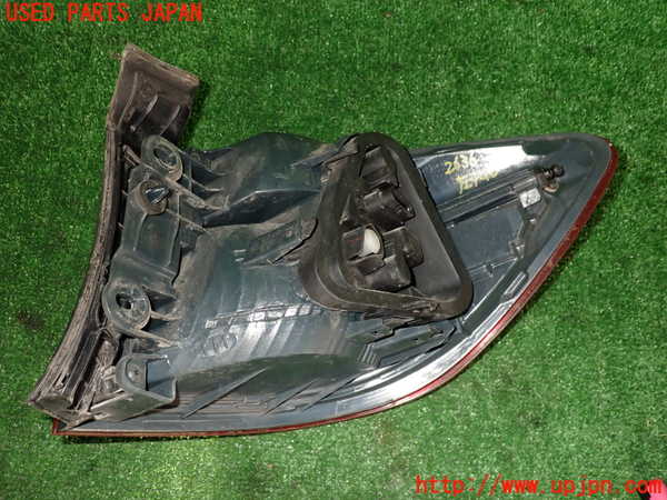 2UPJ-9226361536]BMW 320d ツーリング(3D20)(F31)左テールランプ 中古_3