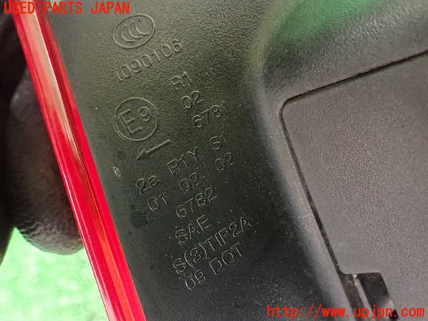 2UPJ-9226361536]BMW 320d ツーリング(3D20)(F31)左テールランプ 中古_4