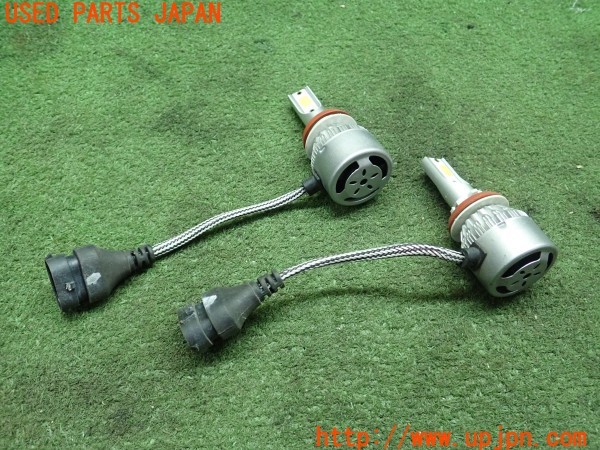 3UPJ=9226370505]BMW Z4 ロードスター(BT30 E85)前期 社外 LEDバルブ フォグランプ 中古_2