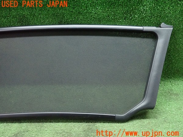 3UPJ=9226370602]BMW Z4 ロードスター(BT30 E85)前期 純正 ウィンドディフレクター 中古_3