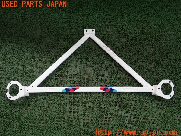3UPJ=9226370705]BMW Z4 ロードスター(BT30 E85)前期 社外 フロントタワーバー 中古_3