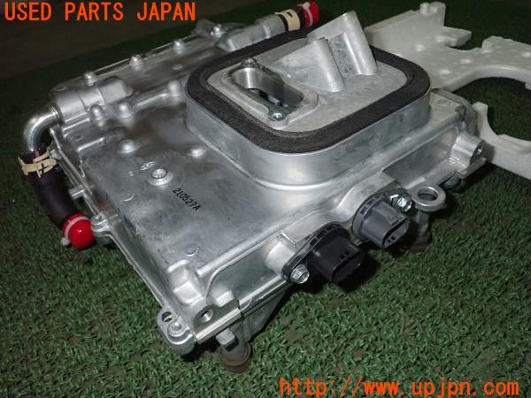 3UPJ=9226410581]エクリプスクロス PHEV(GL3W)純正 9410A199 リアモーターコントロールユニット RMCU 中古_3