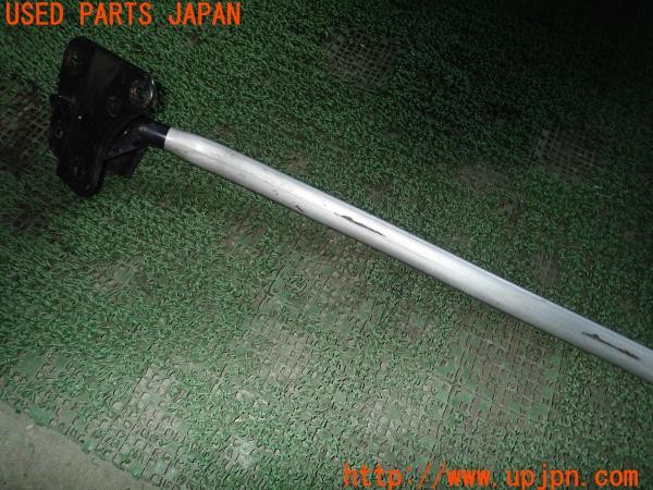 3UPJ=9226430705]フェアレディZ(HZ33)前期 純正 フロントタワーバー 中古_4
