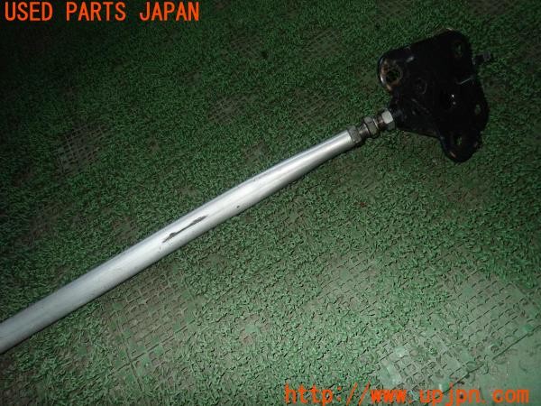 3UPJ=9226430705]フェアレディZ(HZ33)前期 純正 フロントタワーバー 中古_5