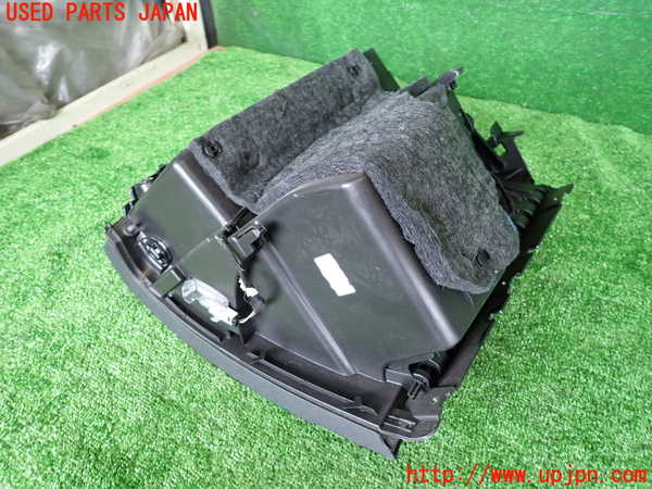 2UPJ-9226467516]ベンツ B180(246242)(W246)グローブボックス1 中古_3