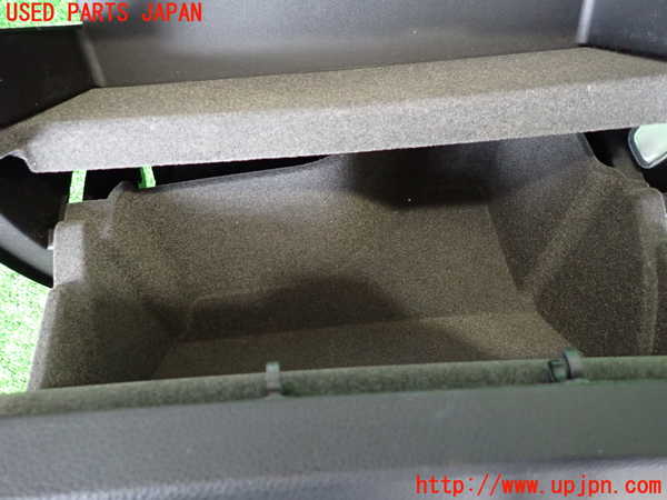 2UPJ-9226467516]ベンツ B180(246242)(W246)グローブボックス1 中古_5