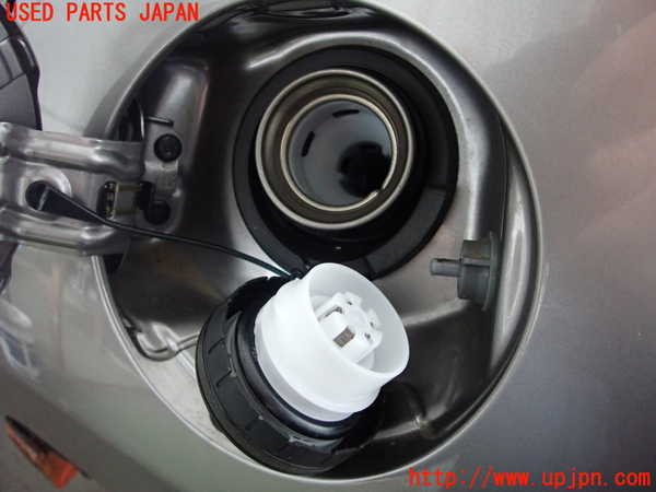 2UPJ-9226481690]ヤリス(YARIS) ハイブリッド(MXPH15)フューエルリッド 中古_3