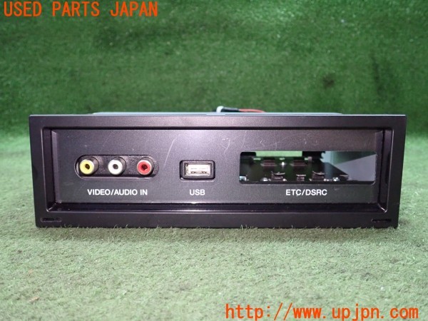 3UPJ=9226540549]アウディ TT クーペ (8JCDA)純正 Clarion クラリオン J0AAE2D01 ナビ拡張パネル RCA端子 USBポート ETCブラケット 中古_2