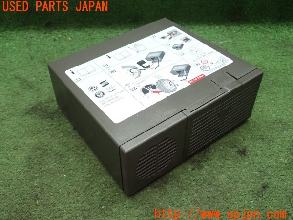 3UPJ=9226540625]アウディ TT クーペ (8JCDA)純正 パンク修理キット エアコンプレッサーのみ 中古_2