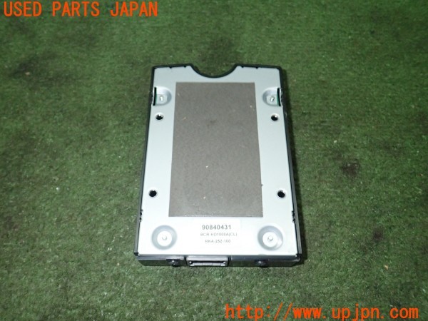 3UPJ=9226580549]ポルシェ カイエンＧＴＳ(9PAM4801G 957型)Clarion クラリオン BCR-HD1000A RKA-252-100 カードリーダー 中古_3