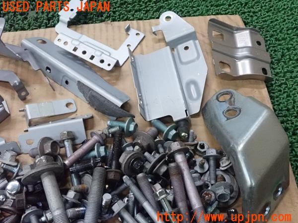 3UPJ=9226590720]ユーノス ロードスター Sスペシャルパッケージ(ND5RC)前期 ネジ・ナット・ステー類 ジャンク_2