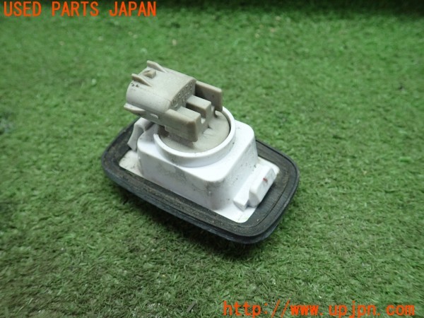 3UPJ=9226610530]ハイラックスサーフ(RZN185W)前期 DEPO デポ 01-212-1410N-Y 右サイドマーカー 中古_2