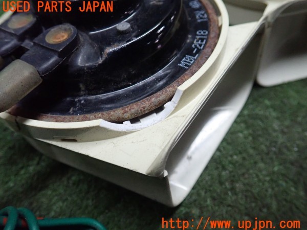 3UPJ=9226610563]ハイラックスサーフ(RZN185W)前期 MITSUBA ミツバ ALPHAⅡMBH-2E17 MBL-2E18 ホーン 中古_4