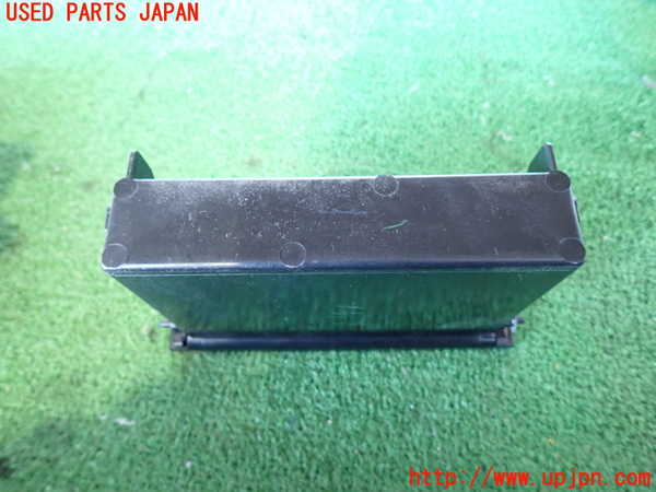 2UPJ-9226617841]ハイラックスサーフ(RZN185W)小物入れ1 中古_3