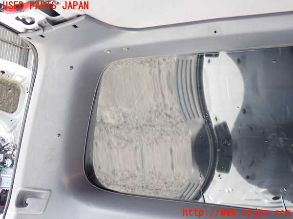 2UPJ-9226617680]ハイラックスサーフ(RZN185W)左リアピラートリム 【ジャンク品】 中古_3