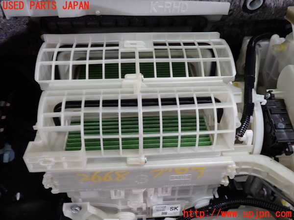 1UPJ-9226686095]カムリハイブリッド(AXVH70)ブロアファン(ブロアーファン) 中古_2